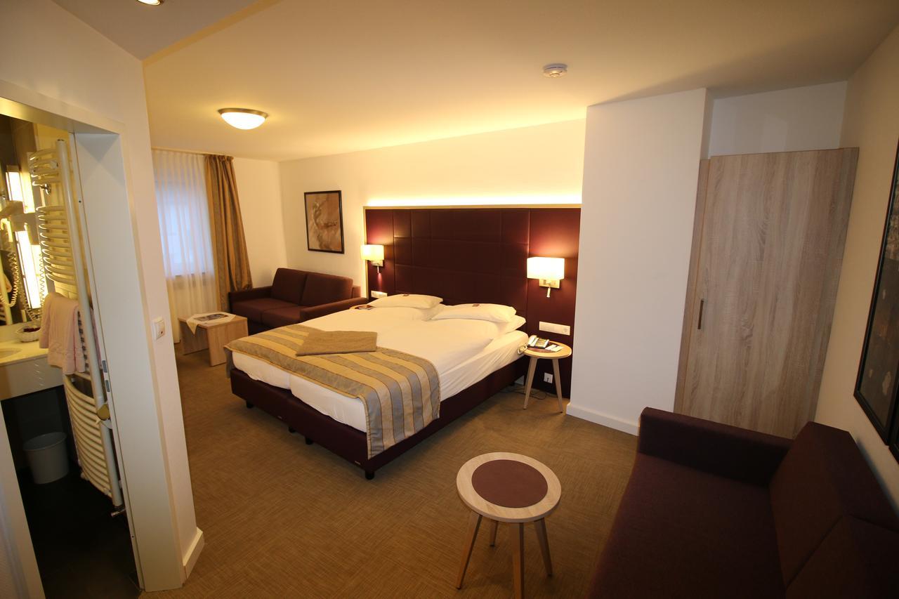 Hotel Zum Adler Бонн Экстерьер фото